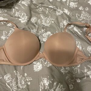 Victoria secret t shirt plunge push up bra